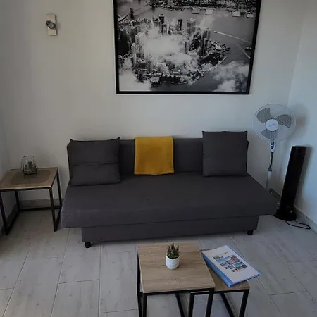 Appartement Sopraland 515, T2 Parking Piscine, 200m